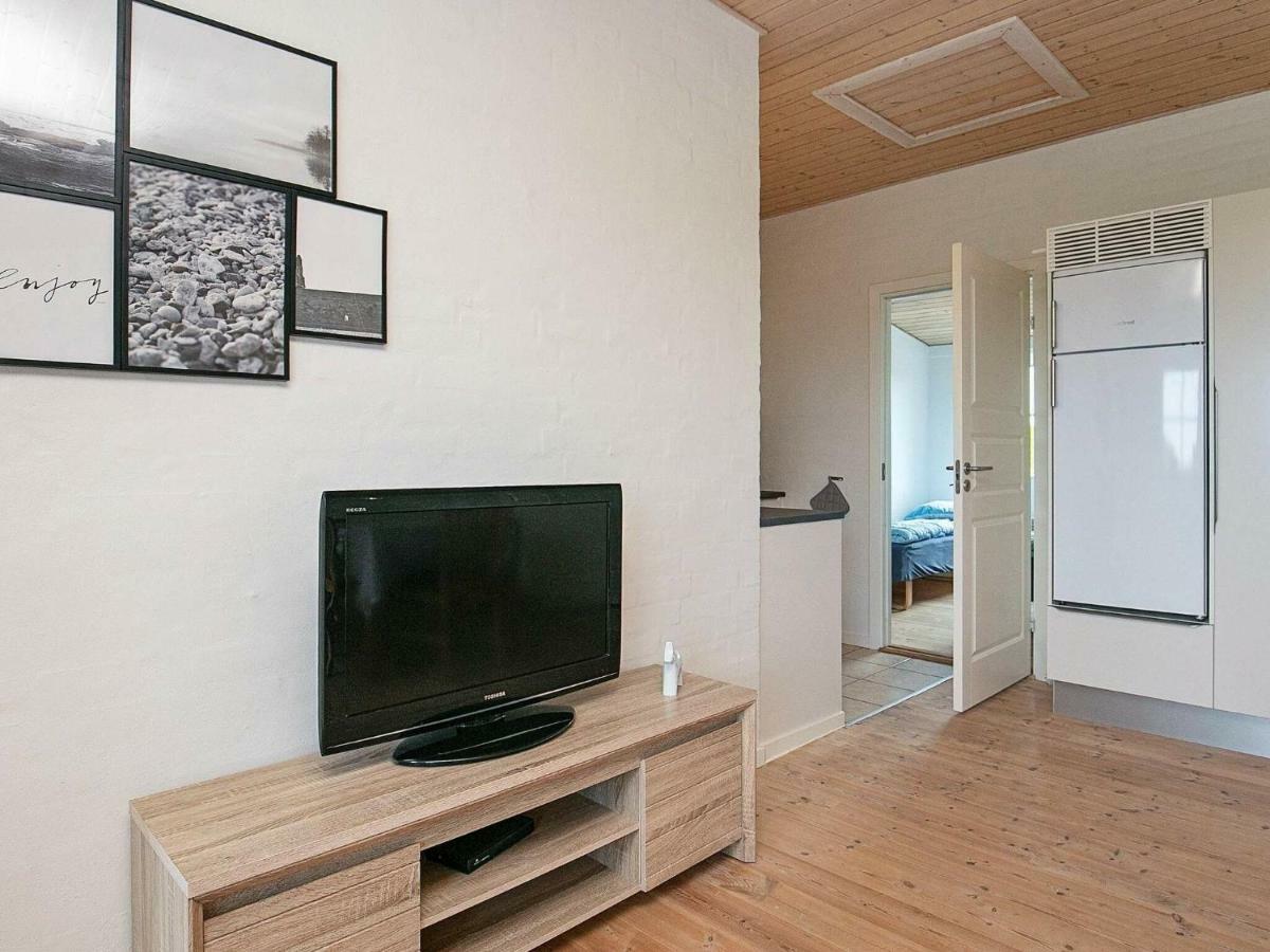 6 Person Holiday Home In Фоборг Экстерьер фото